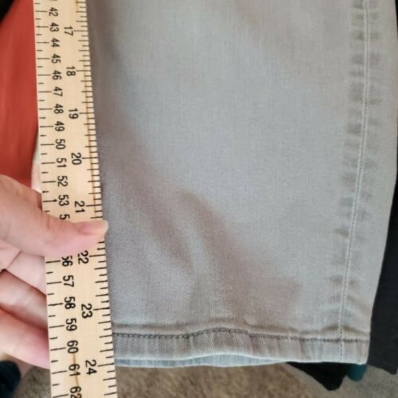 Lane Bryant Gray Ankle Genius Fit Jeans Womens 26 zip fly - Picture 9 of 9